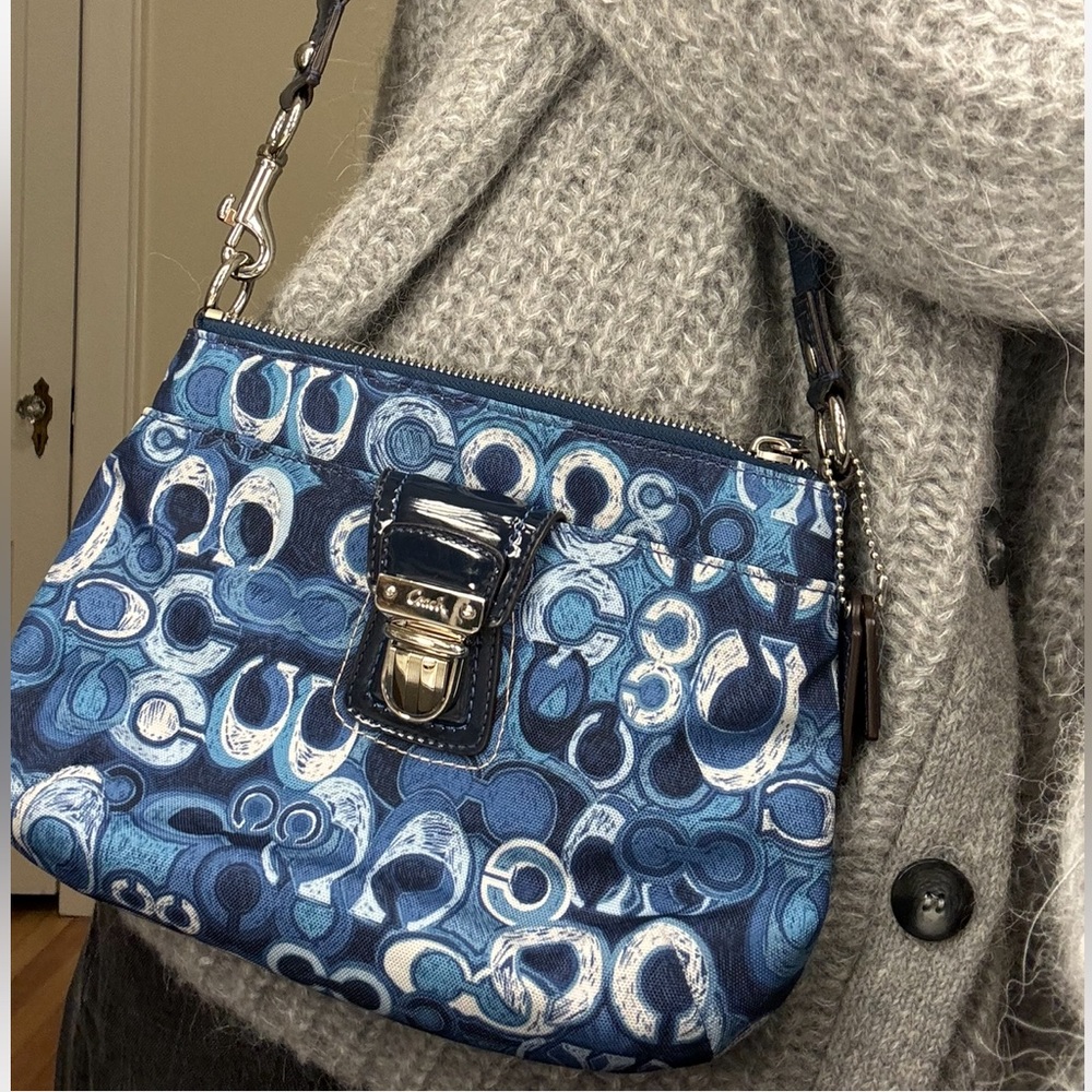 vintage rare Coach crossbody/shoulder bag